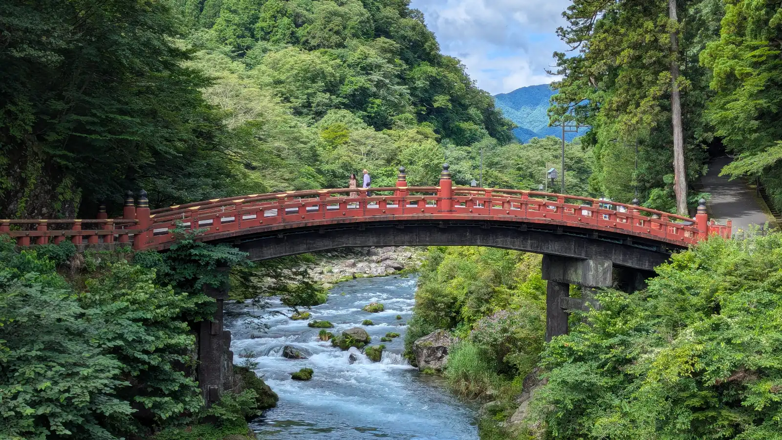 Shinkyo Bridge over the Daiya River in Nikko, a must-see attraction for families.